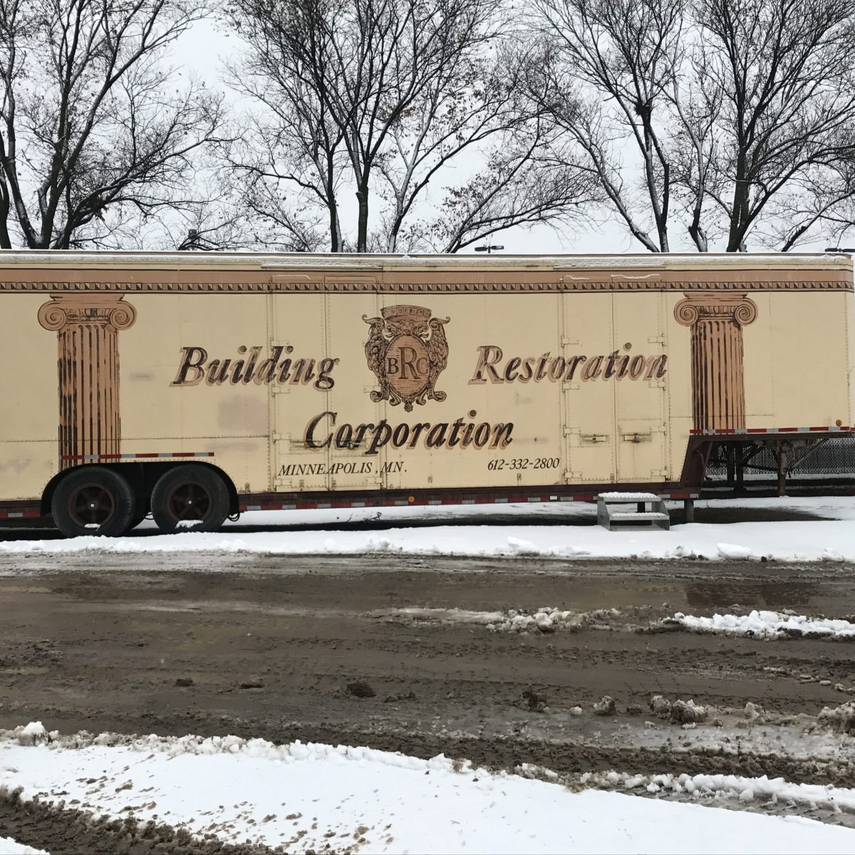 Used Semi-Trailer Vans