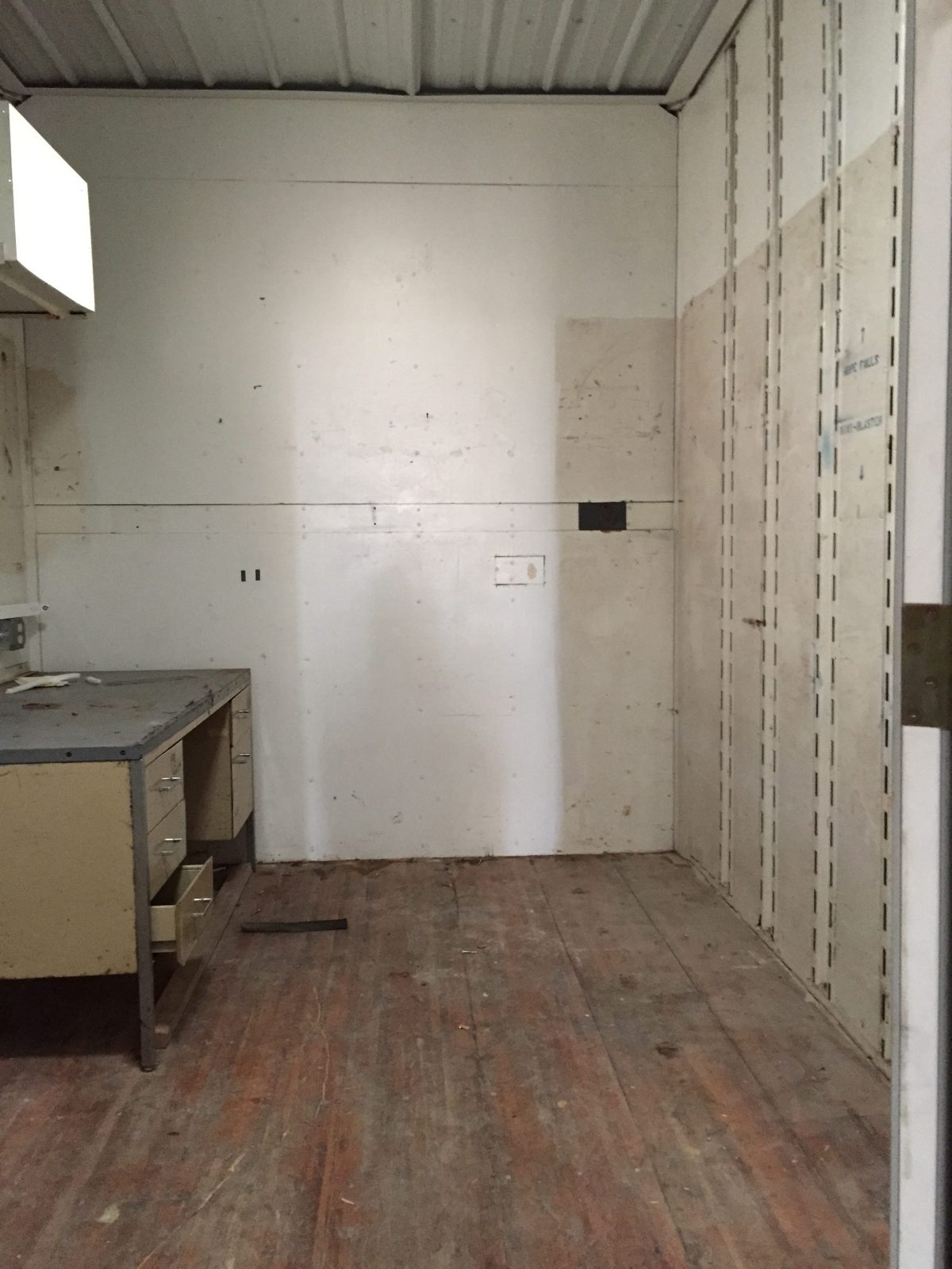 Used Semi-Trailer Vans - Image 15